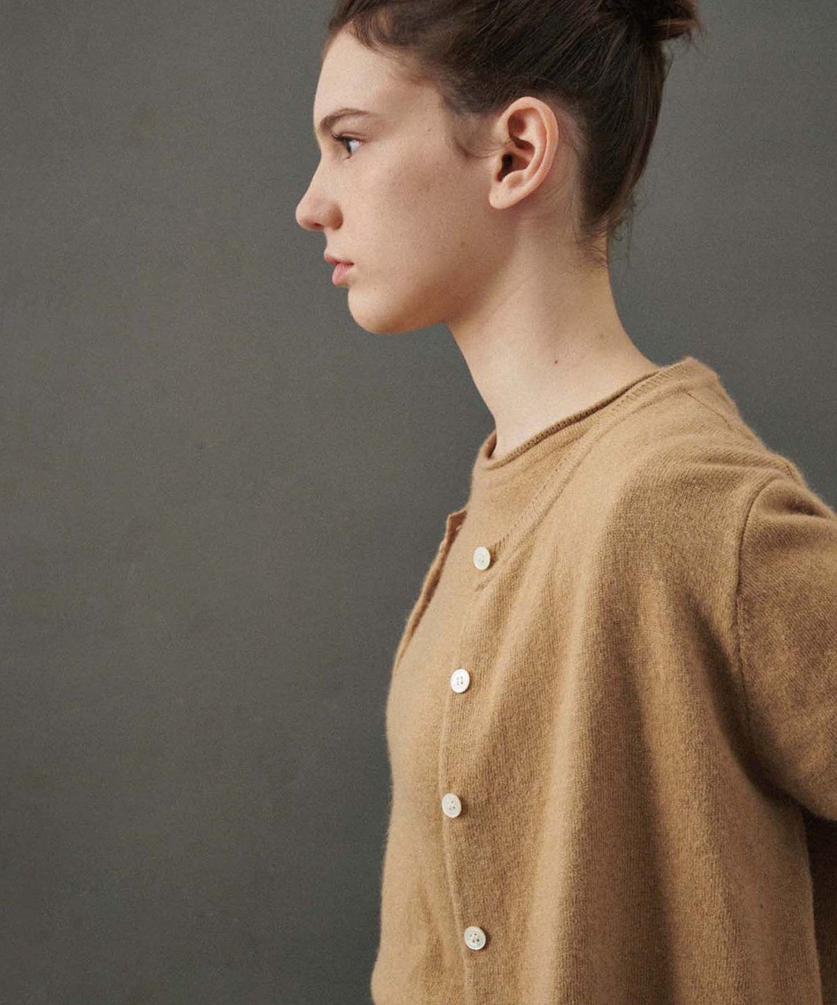 플라드주르(PLATDUJOUR) Camel round cardigan (Camel)