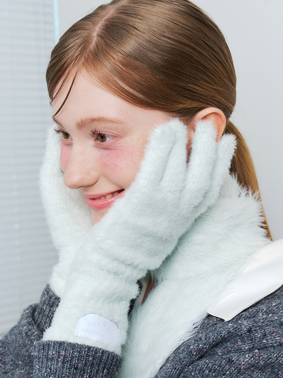 앵브록스(ENGBROX) soft fuzzy finger hole gloves_3 colors