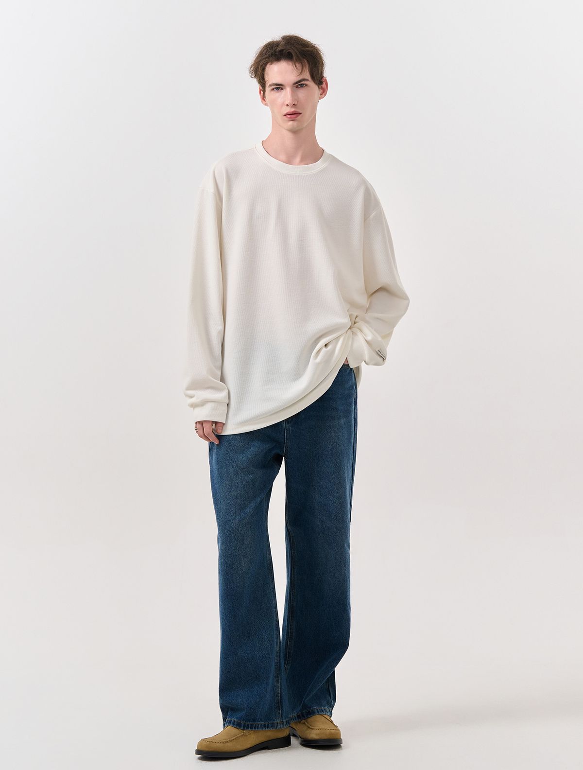 제너럴아이디어(GENERALIDEA) UNISEX 베이직 사카리바 롱 슬리브 티 [WHITE] / SBD3U01007