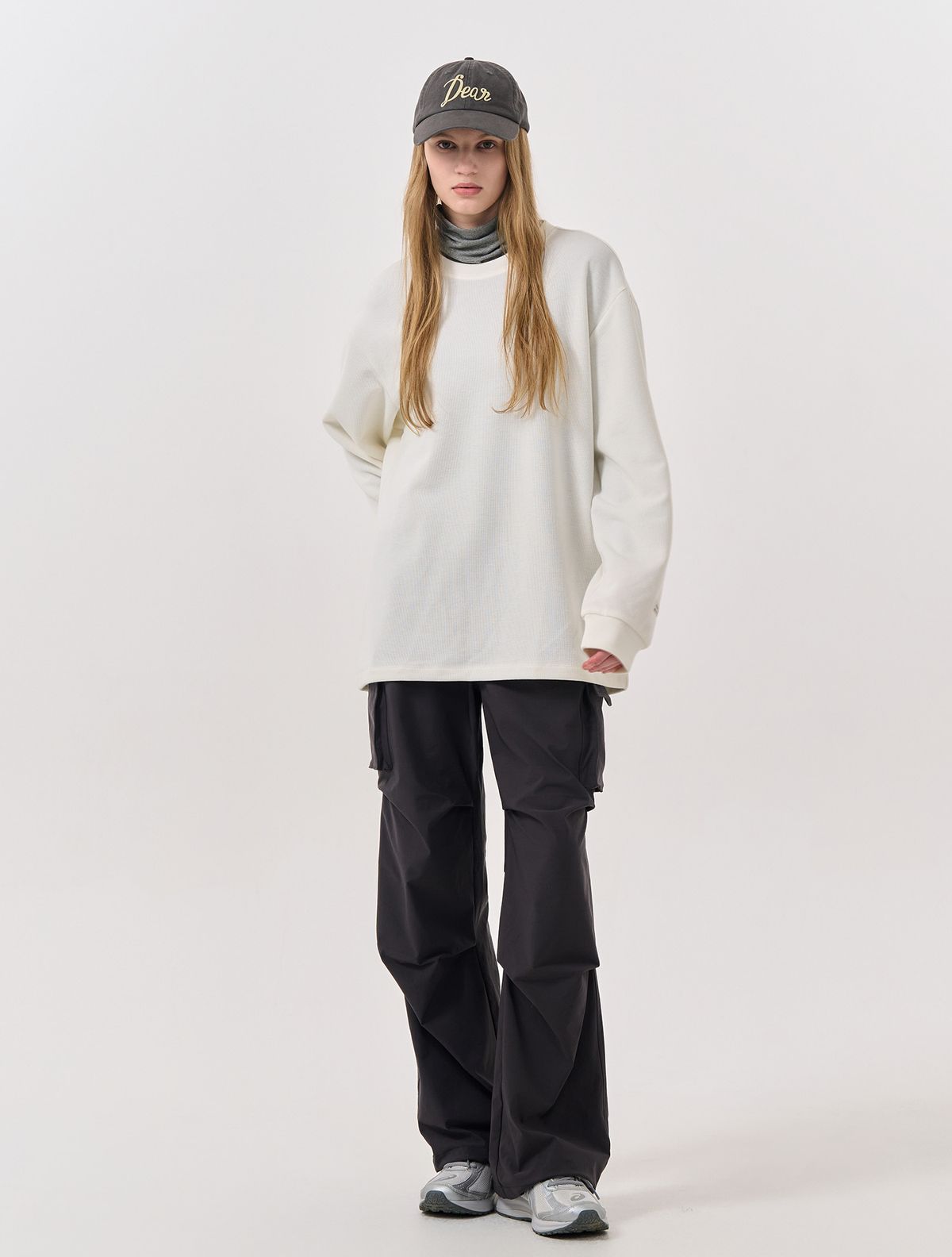 제너럴아이디어(GENERALIDEA) UNISEX 베이직 사카리바 롱 슬리브 티 [WHITE] / SBD3U01007