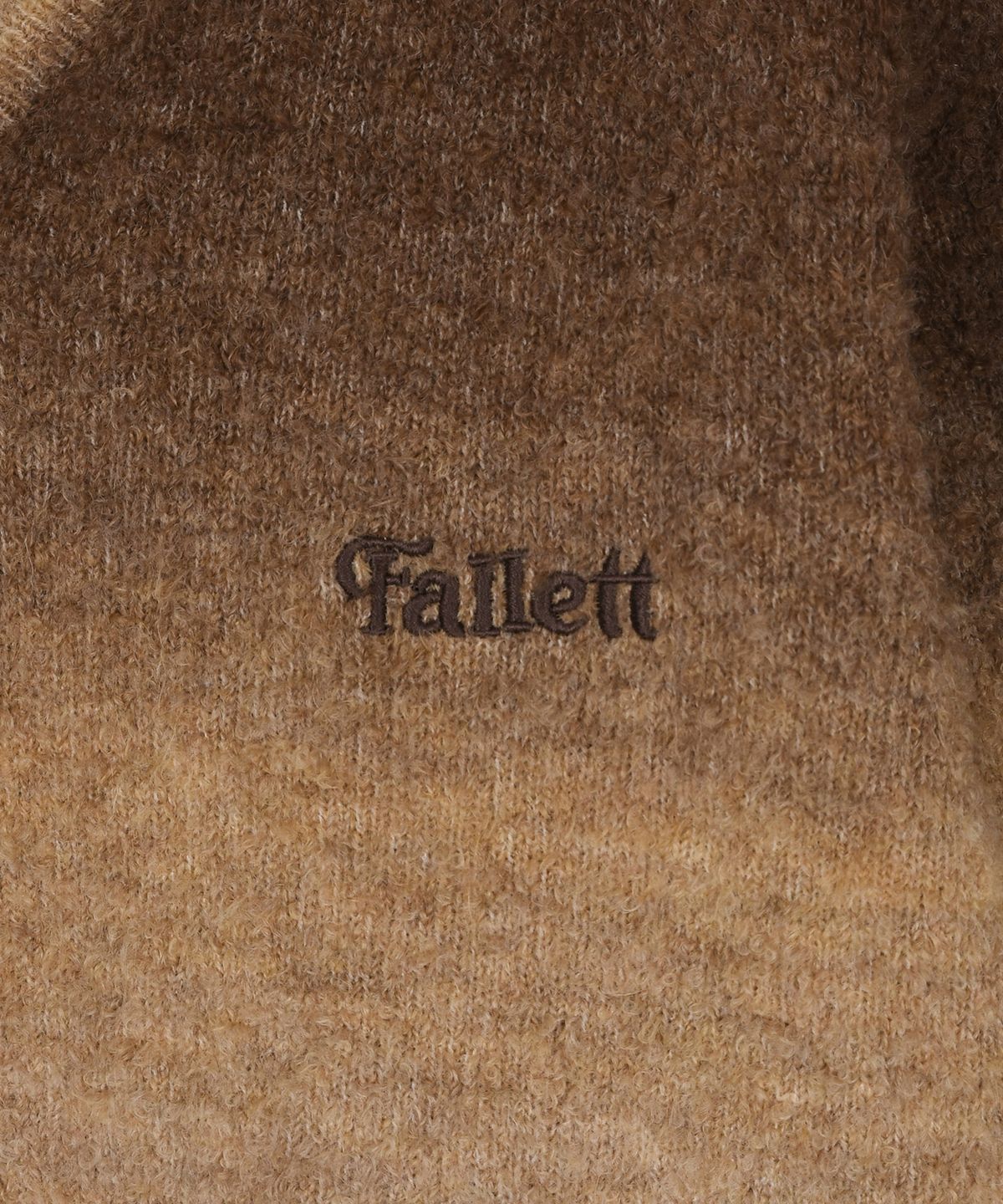 팔렛(FALLETT) 그라데이션 스트라이프 니트 가디건 브라운