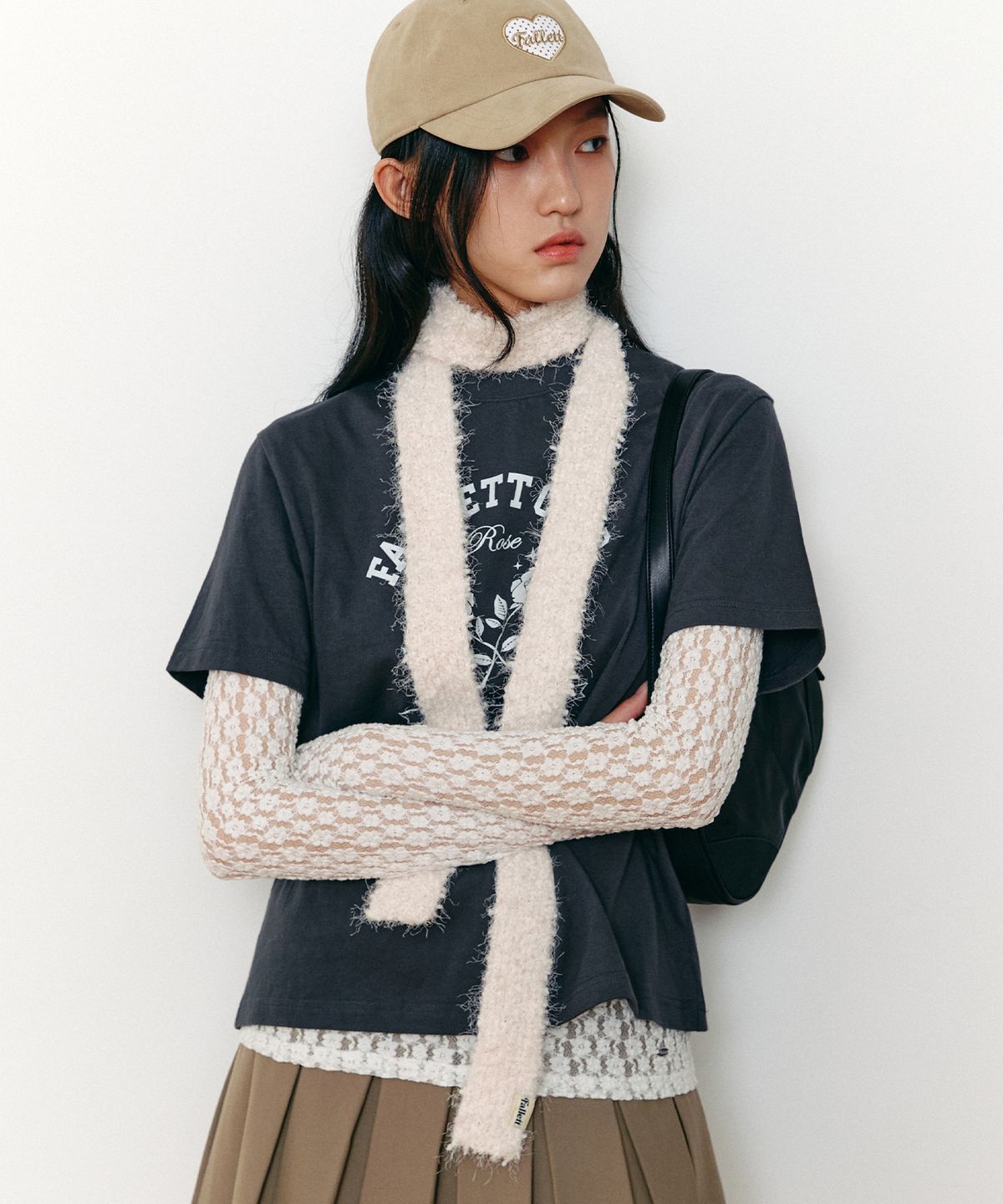 팔렛(FALLETT) 팝콘 스키니 머플러 아이보리