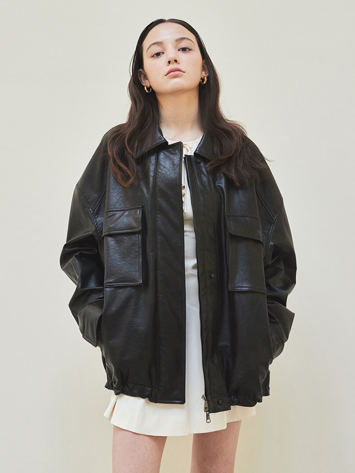 아이엠제이(IM.J) Faux leather over-fit jumper