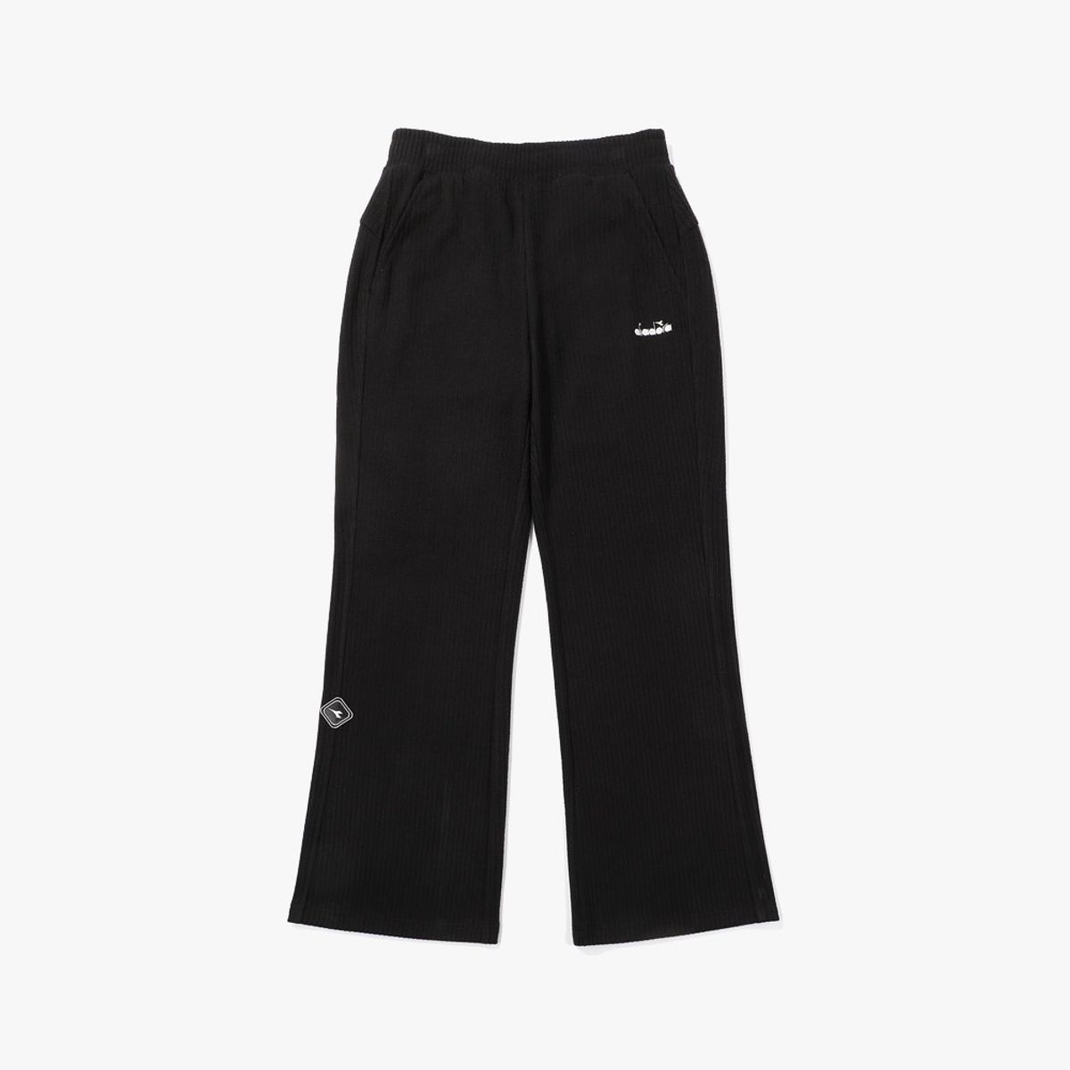 디아도라(diadora) 트렌토 코듀로이 부츠컷 팬츠 우먼 BLACK