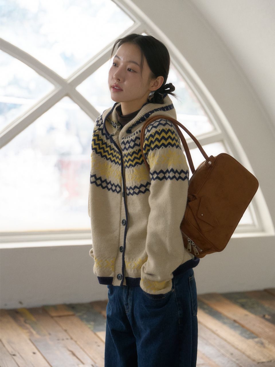 【ANOETIC】Two-Way Suede Tote Bag 2 Colors MUSINSA | ANOETIC TWO-WAY SUEDE TOTE BAG_BLACK