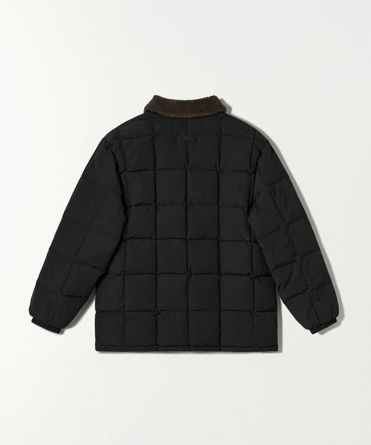튜드먼트(TTUDEMENT) FUR COLLAR DOWN JUMPER BLACK