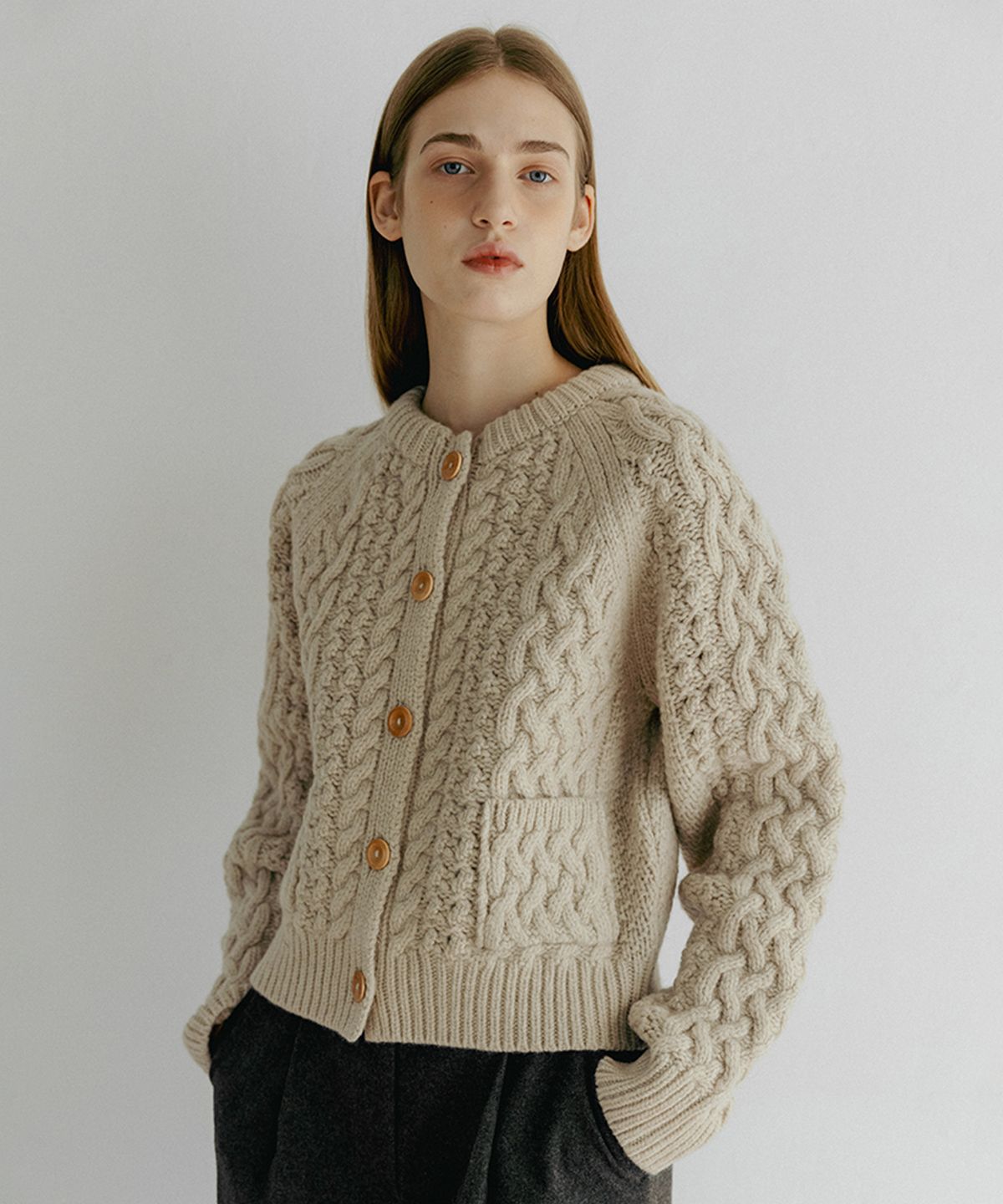 튜드먼트(TTUDEMENT) CABLE CARDIGAN OATMEAL