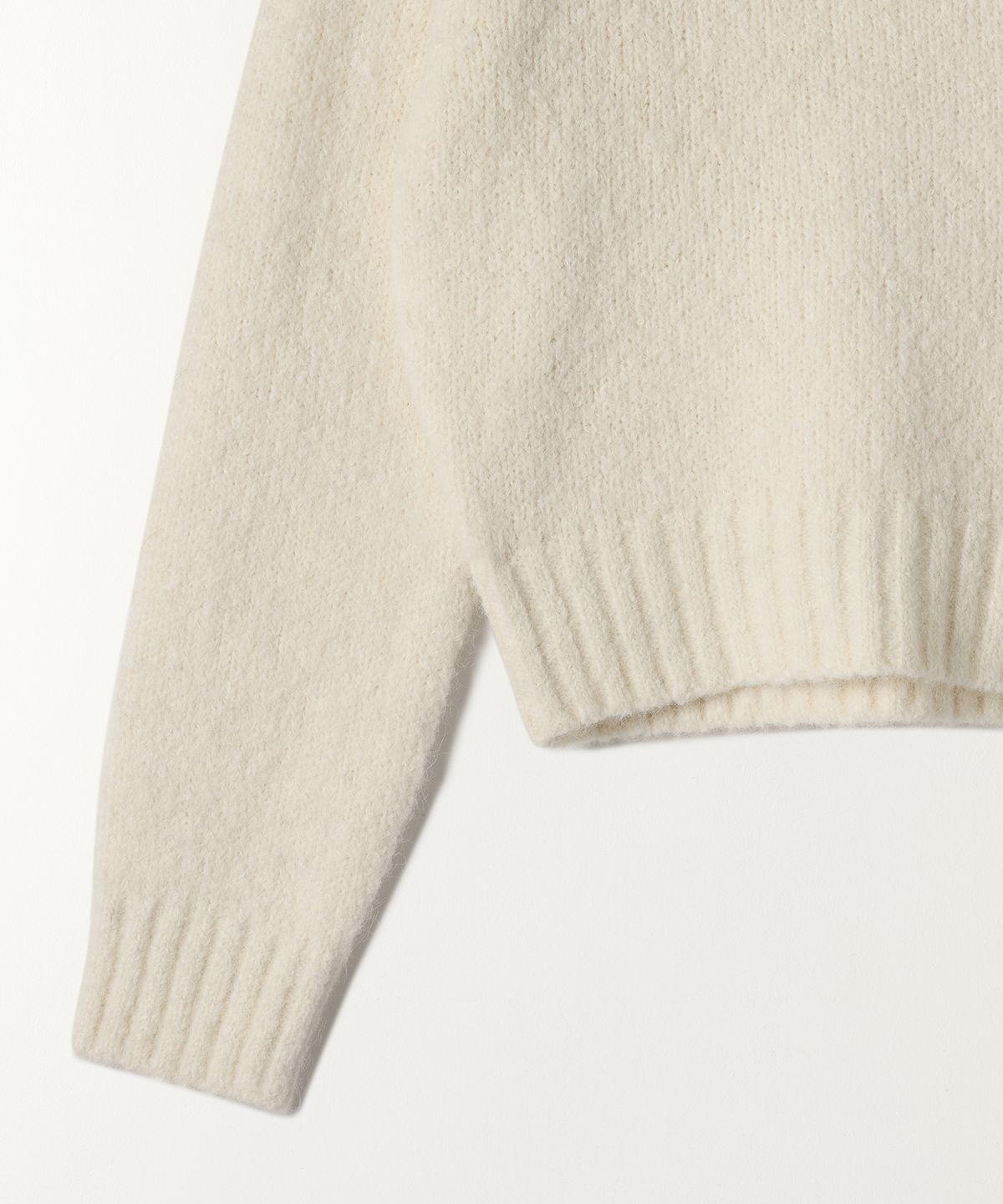 튜드먼트(TTUDEMENT) ALPACA ROUND PULLOVER IVORY