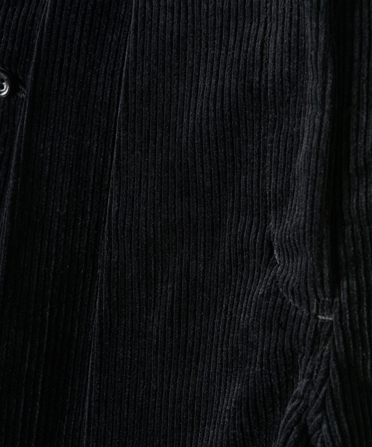 튜드먼트(TTUDEMENT) CORDUROY SHORTS BLACK
