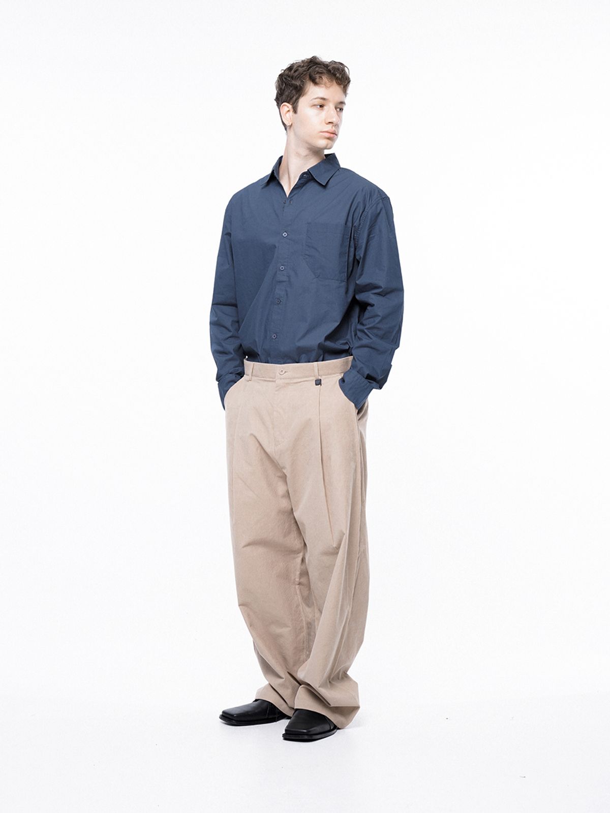챈세스노이(CHANCE'S NOI) Corduroy One-tuck Wide Pants - Beige /M243PT01BE