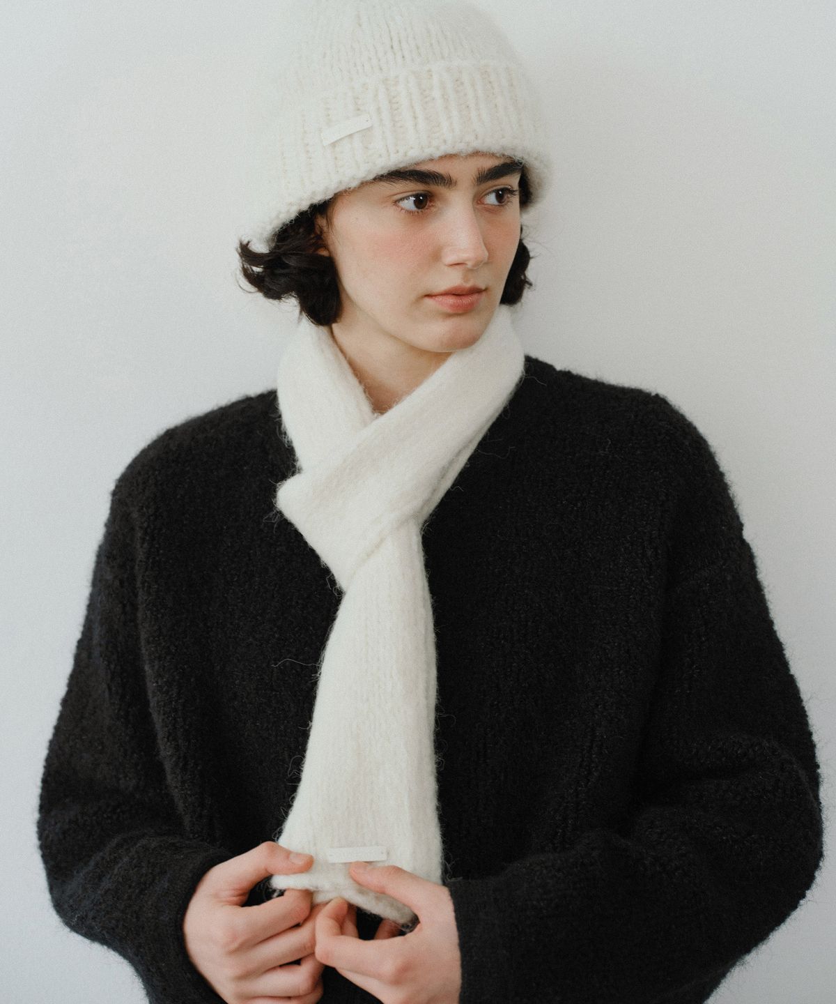 유라고(URAGO) Handmade knit muffler