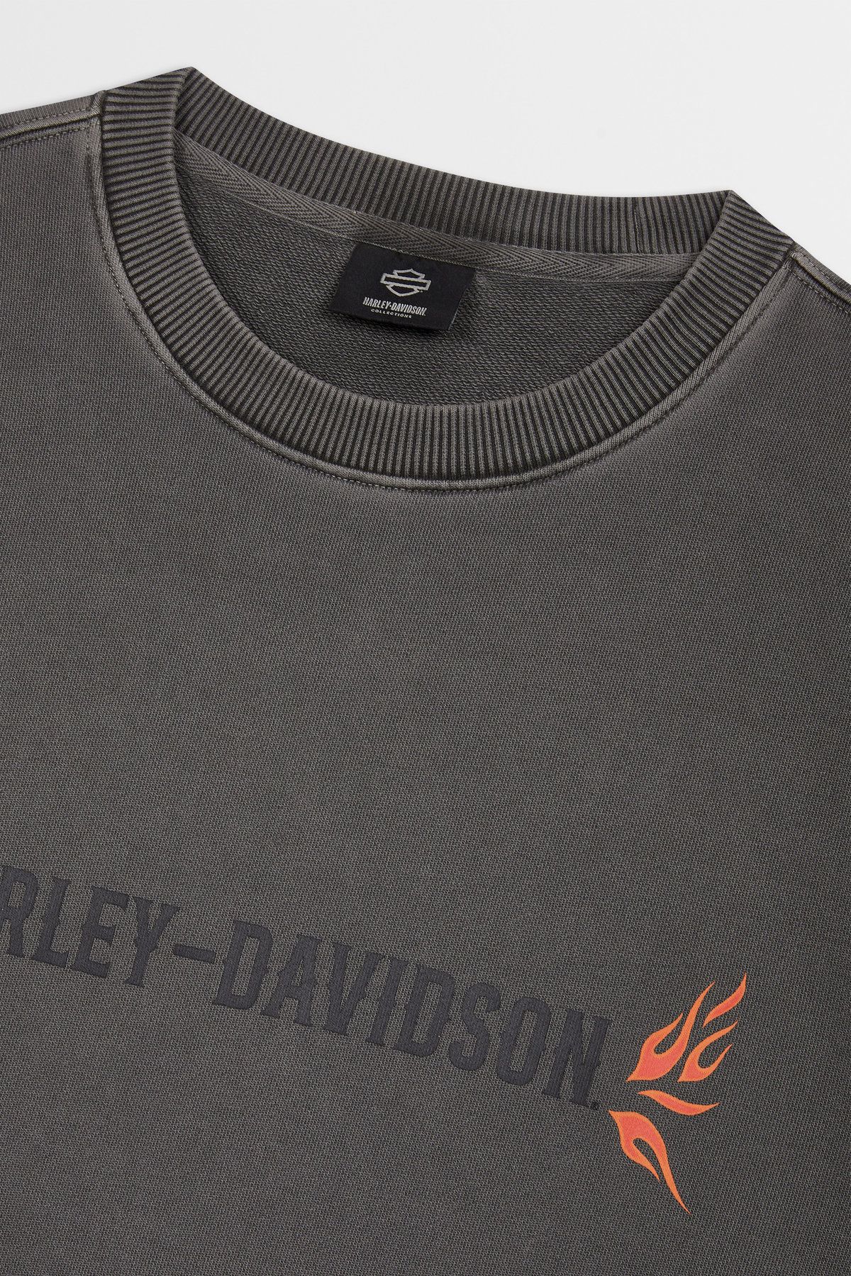 할리데이비슨 컬렉션스®(HARLEY-DAVIDSON COLLECTIONS®) 피그먼트 다잉 아메리칸 레전드 스웨트셔츠 챠콜  HH14311208
