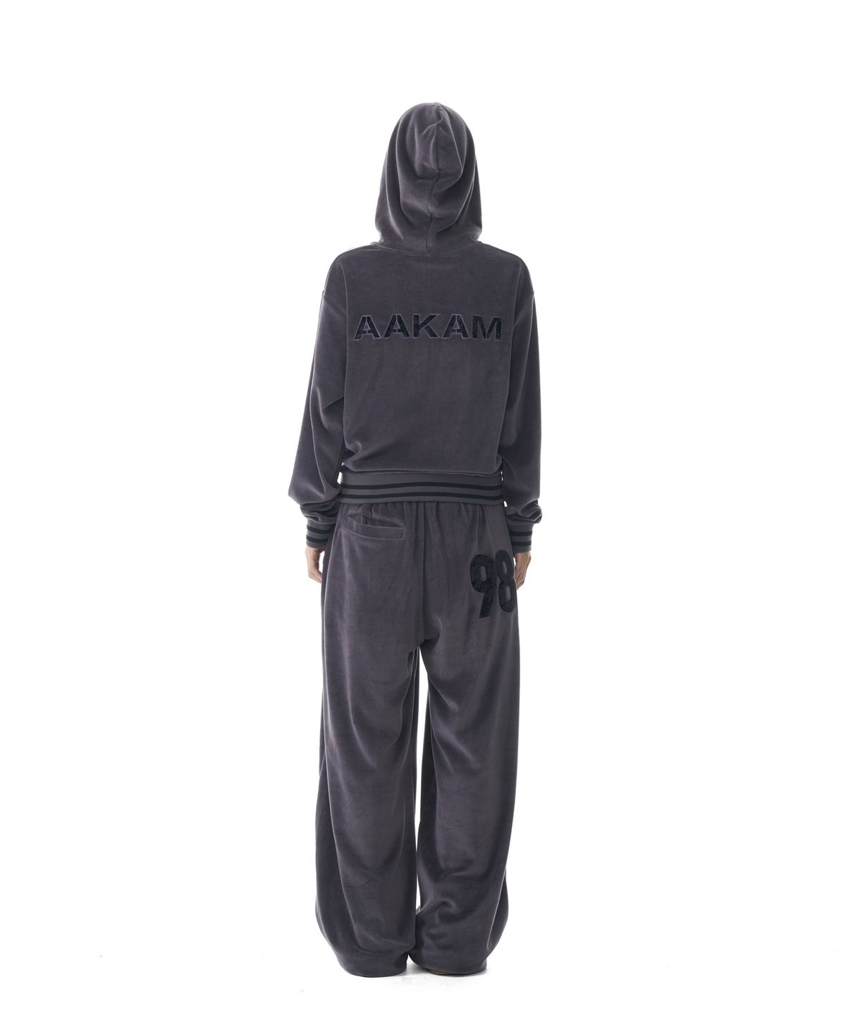 아캄(AAKAM) 98 Patch Velour Pants (Dark Gray)