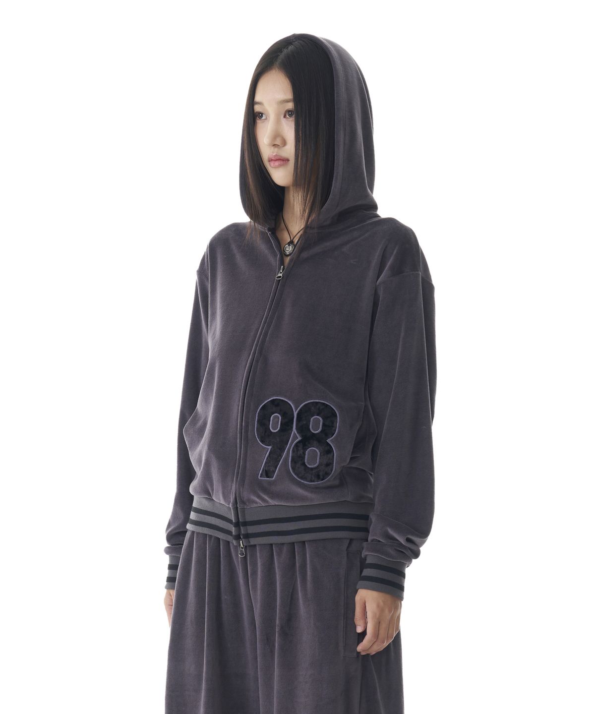 아캄(AAKAM) 98 Patch Velour Zip-Up Hoodie (Dark Gray)