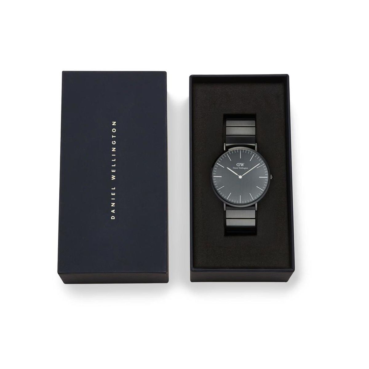 다니엘 웰링턴(DANIEL WELLINGTON) CLASSIC PIANO LINK ONYX UNITONE 올블랙 남성시계