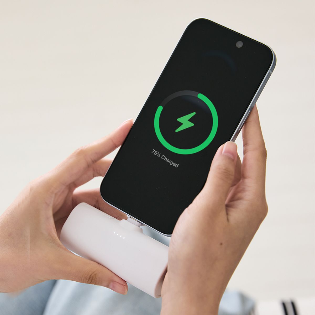 슈틸루스터(STILLUSTER) 휴대용 미니 도킹형 보조배터리 5000mAh ST-BB5000