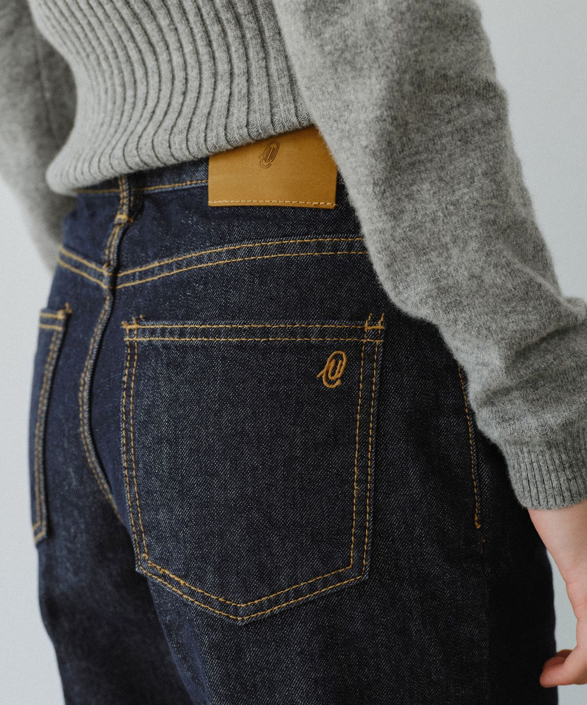 유라고(URAGO) Nonfade straight denim pants