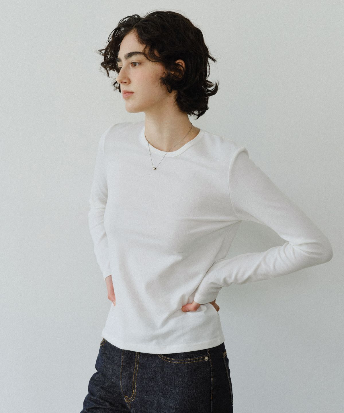 유라고(URAGO) Label slim t-shirt