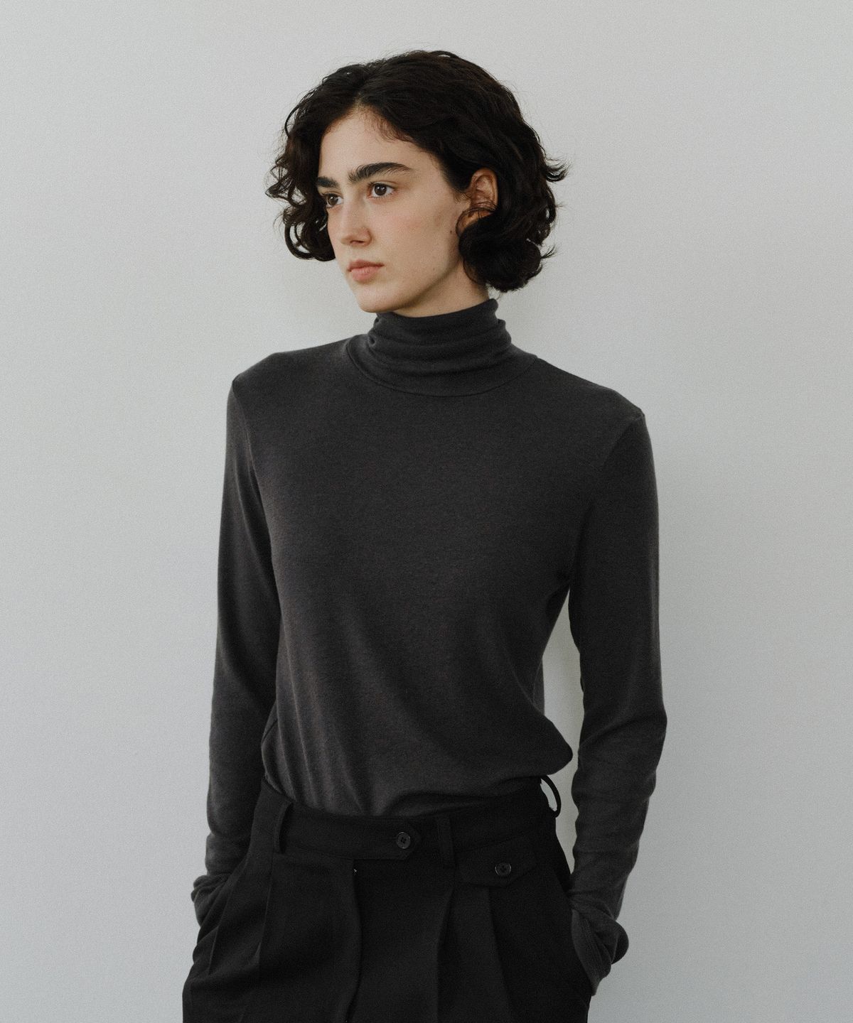 유라고(URAGO) Wool tencel polar t-shirt