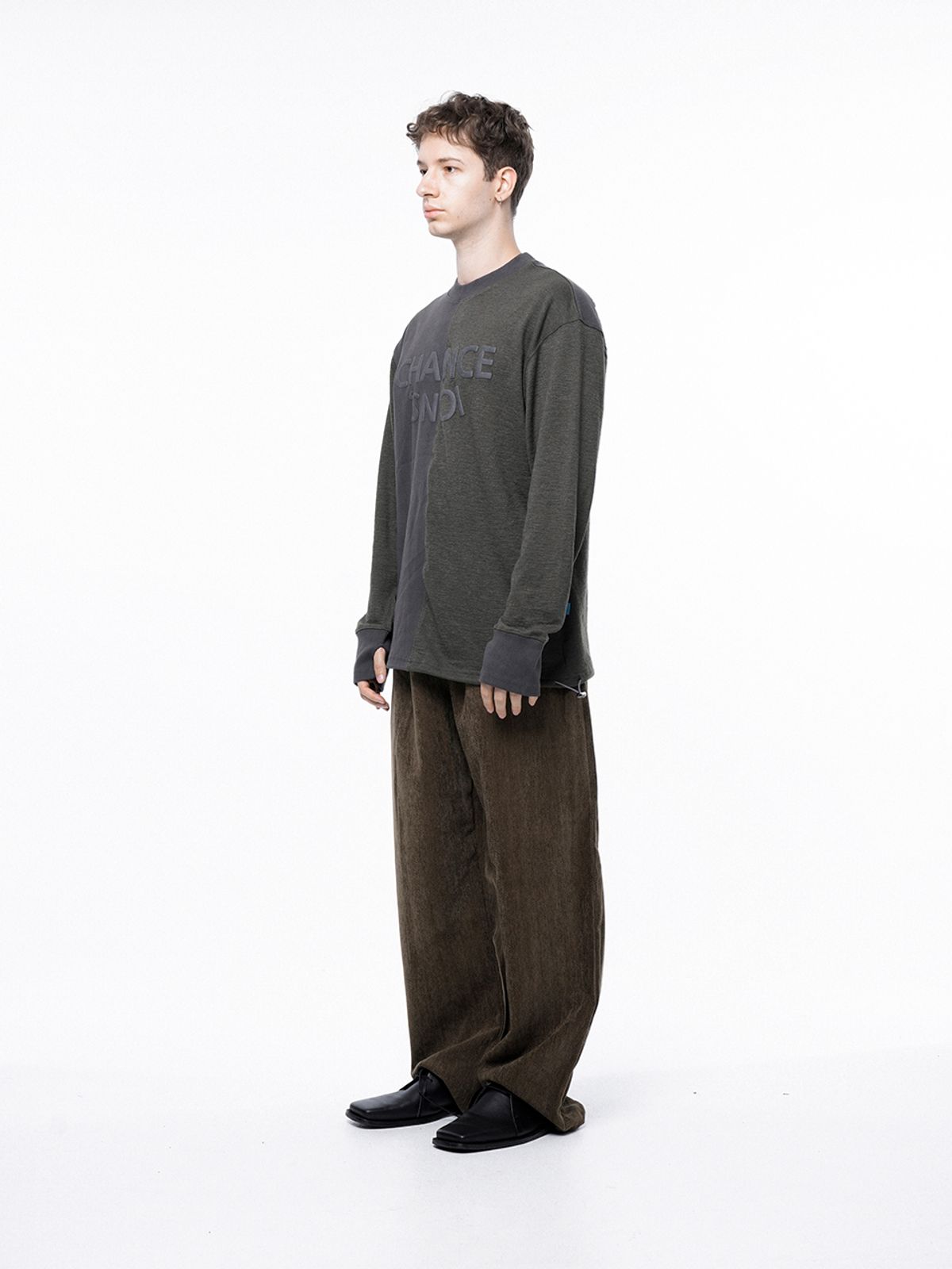 챈세스노이(CHANCE'S NOI) Snoi Reverse Rib Crew Neck Sweat - Khaki Charcoal /M243MT02CH