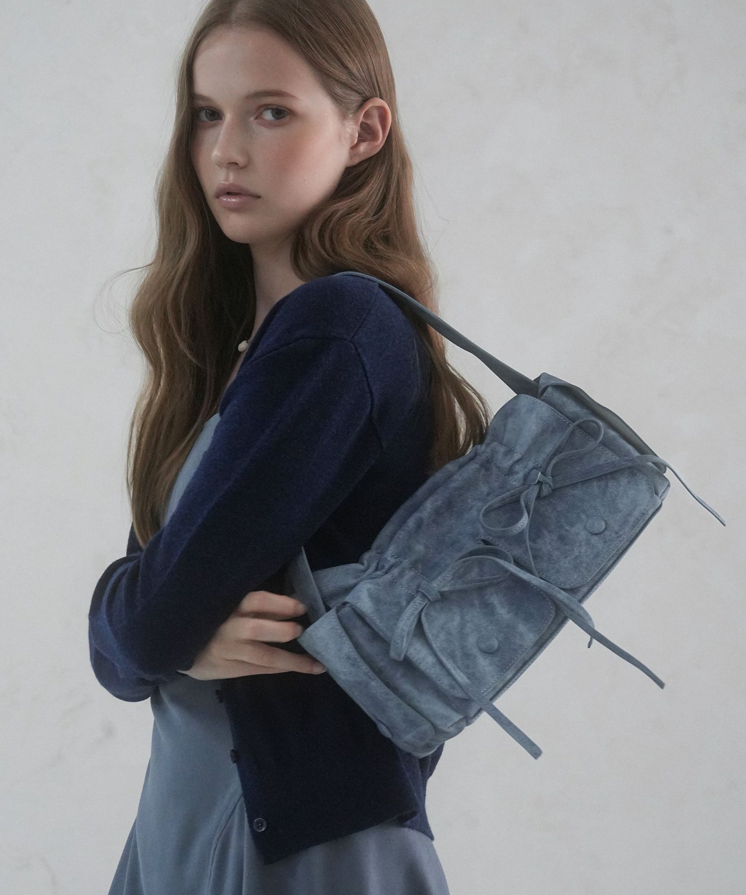 超人気の雑貨店 MUSINSA | VIVACIOUS Selena Ribbon Bag - 7COL バッグ