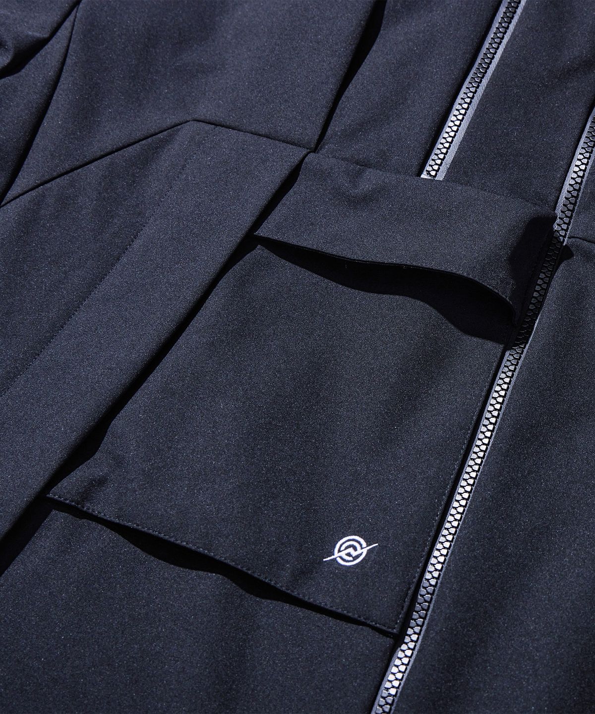 칼라파타르(KALAPATTHAR) 3 Layer Hard Shell Mid-Jacket - NAVY