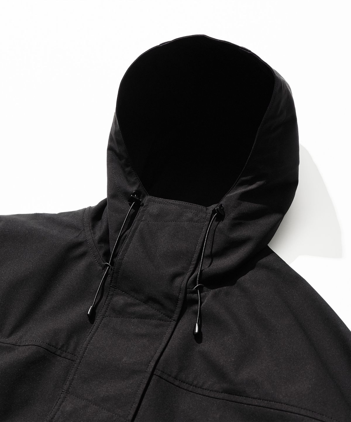 칼라파타르(KALAPATTHAR) 3 Layer Hard Shell Short-Jacket - BLACK