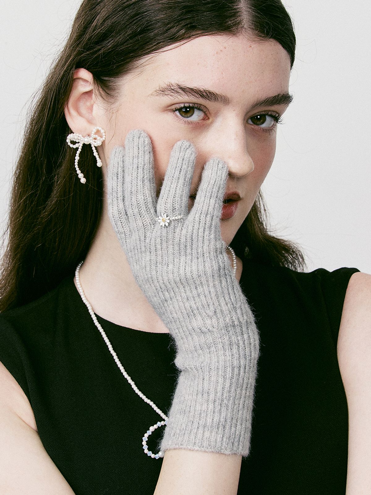 빈티지헐리우드(VINTAGE HOLLYWOOD) Daisy Pearl Gloves_VH259OAC501V