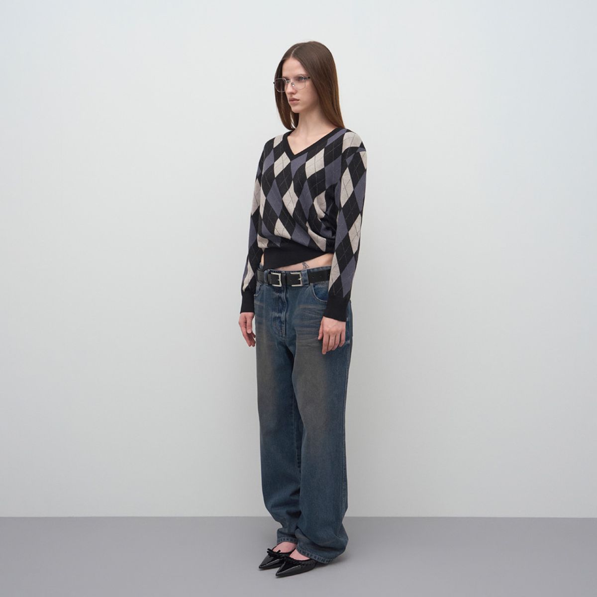 엘씨디씨티엠(LCDC™) ARGYLE CHECK V-NECK KNIT TOP