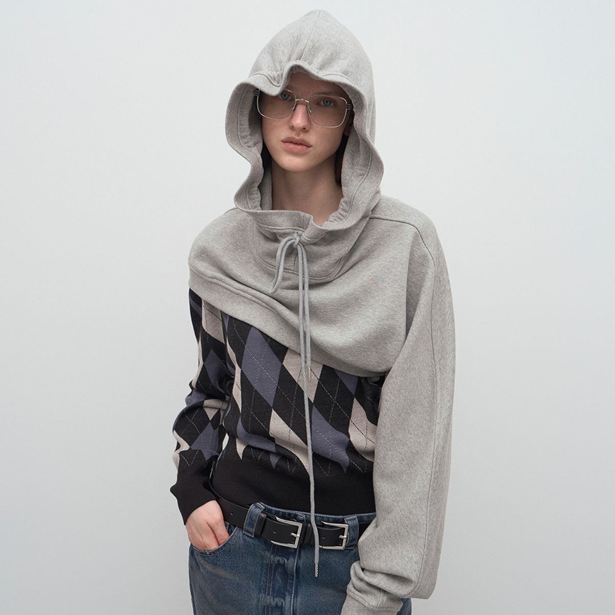 엘씨디씨티엠(LCDC™) ARGYLE CHECK V-NECK KNIT TOP