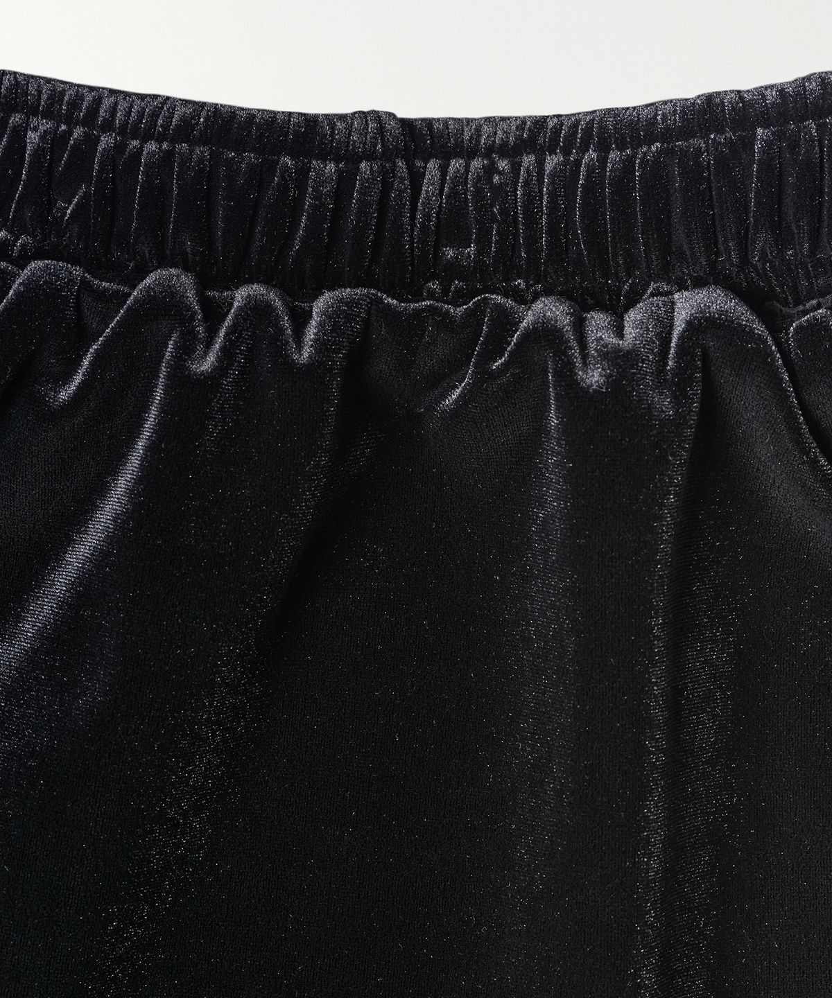 튜드먼트(TTUDEMENT) VELVET BALLOON SKIRT BLACK