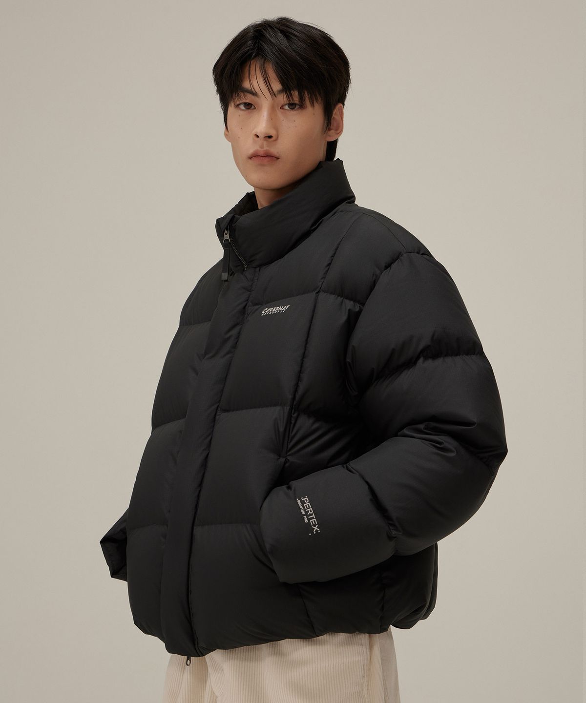 커버낫(COVERNAT) RDS 씨빅 퍼텍스 구스 숏 푸퍼 블랙