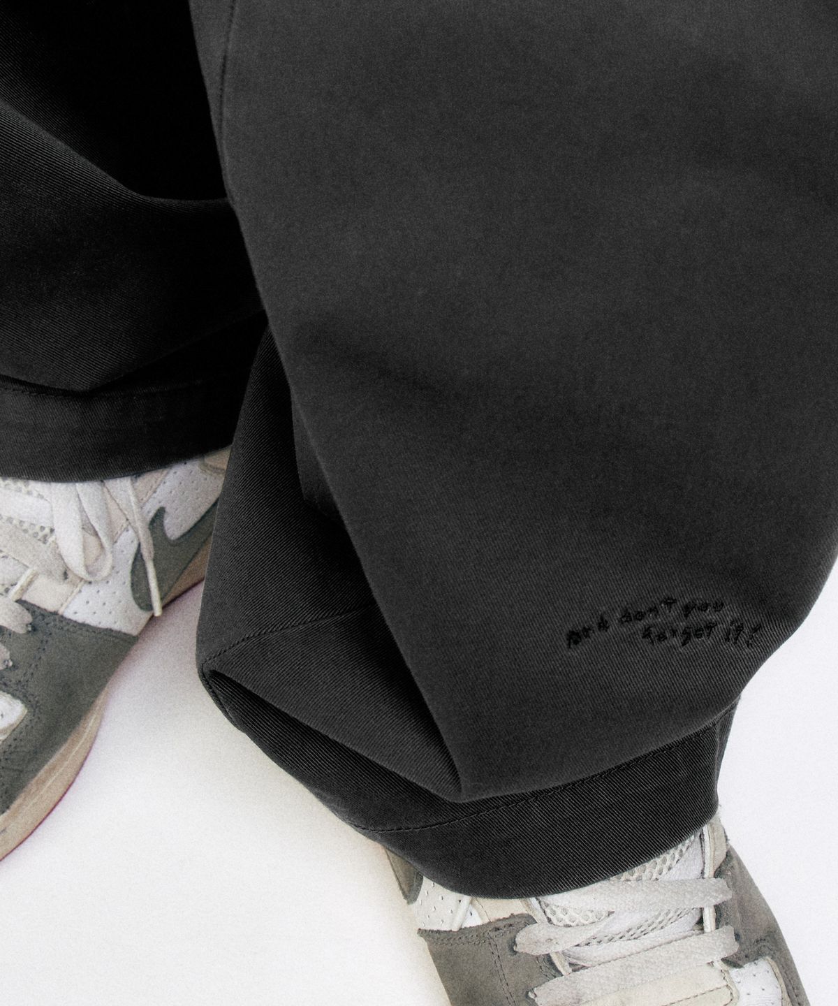 피도디도(FIDO DIDO) FD Cotton Pants Charcoal