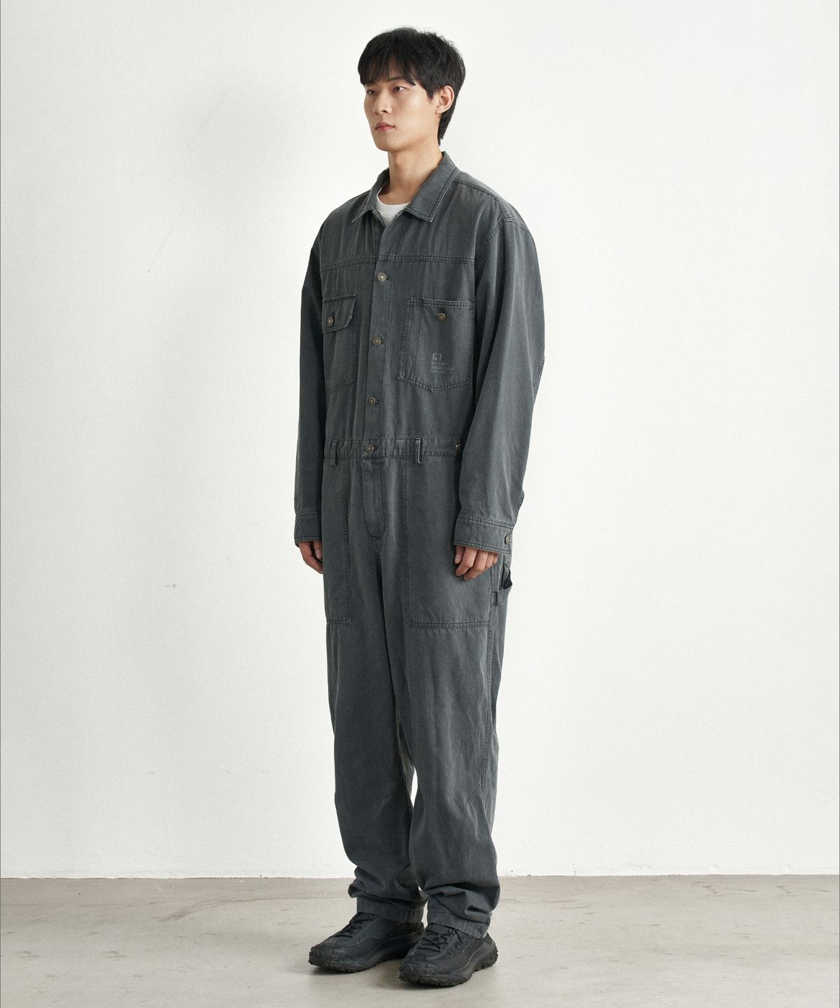 힐리먼트(HELEMENT) 피그먼트 점프수트 (D GREY)