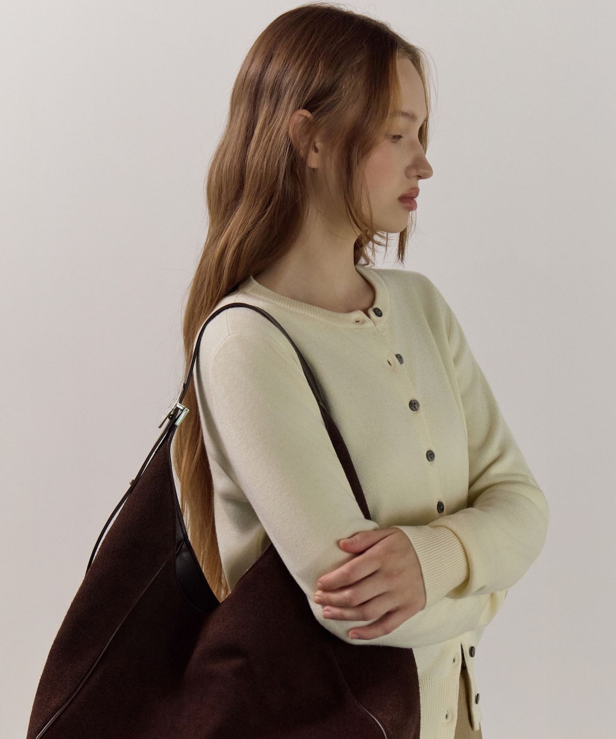 엘리오티(ELLIOTI) Round Neck Button Cardigan_5Color