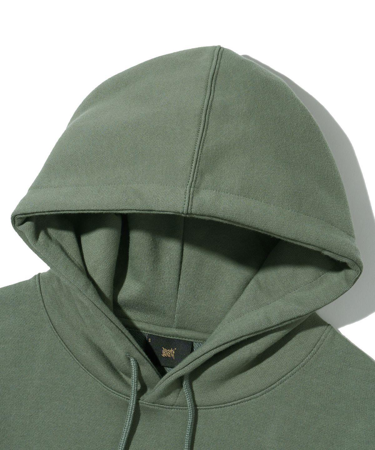 브라운브레스(BROWNBREATH) W MESS SEOUL TAG CROP HOODIE - KHAKI