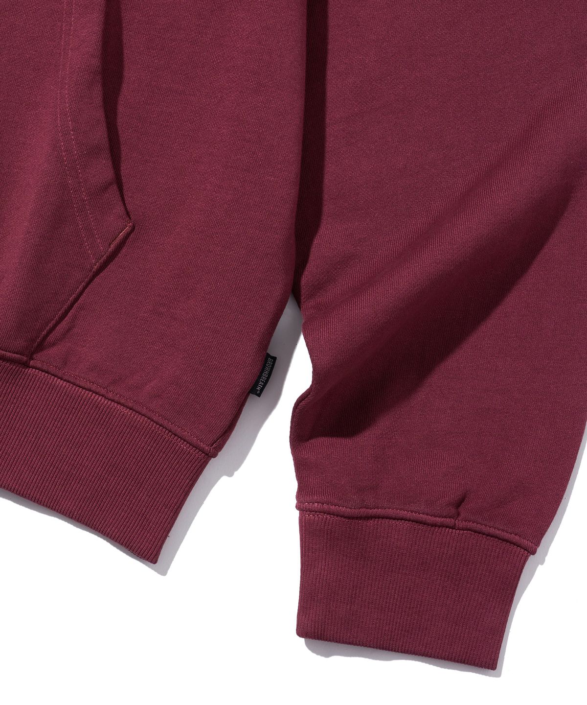 브라운브레스(BROWNBREATH) PIGMENT TAG HOOD ZIP UP - BURGUNDY