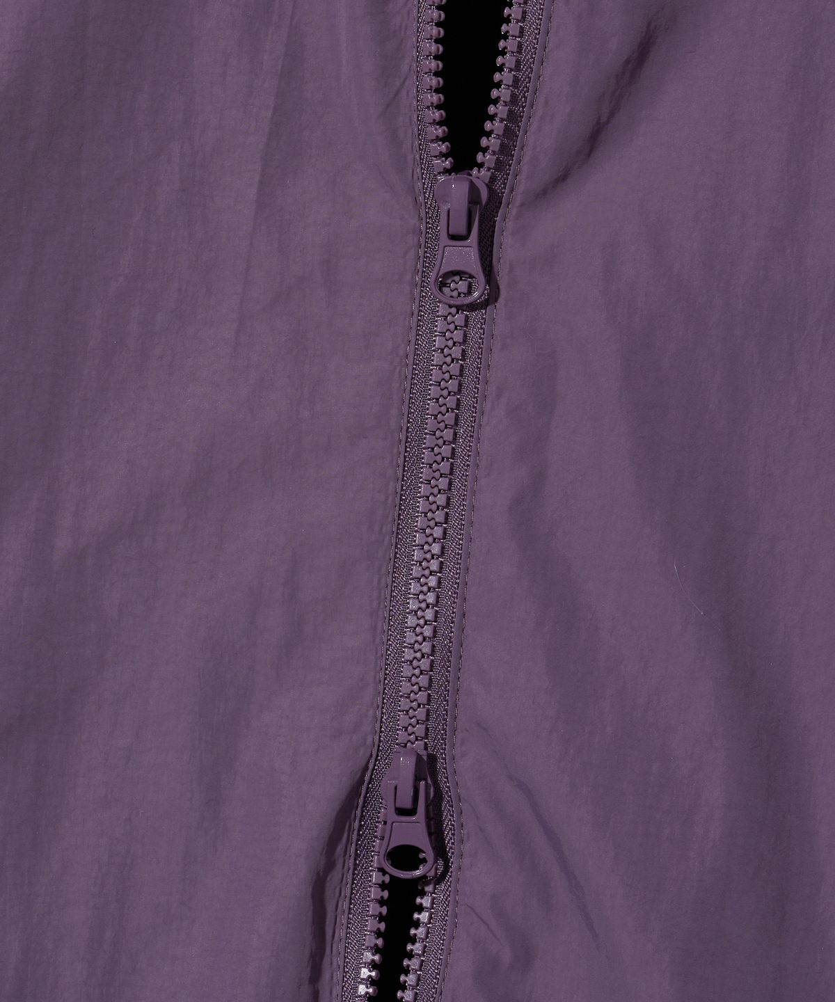 브라운브레스(BROWNBREATH) TAG NYLON TRACK JACKET - PURPLE