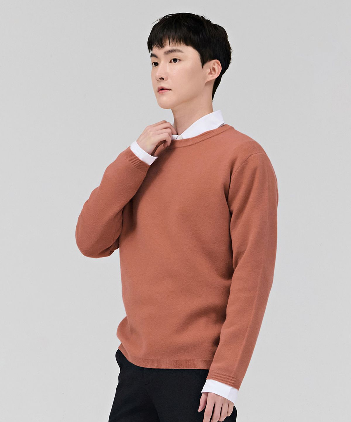 체이스컬트(CHASECULT) 남성 베이직 라운드 스웨터-오렌지