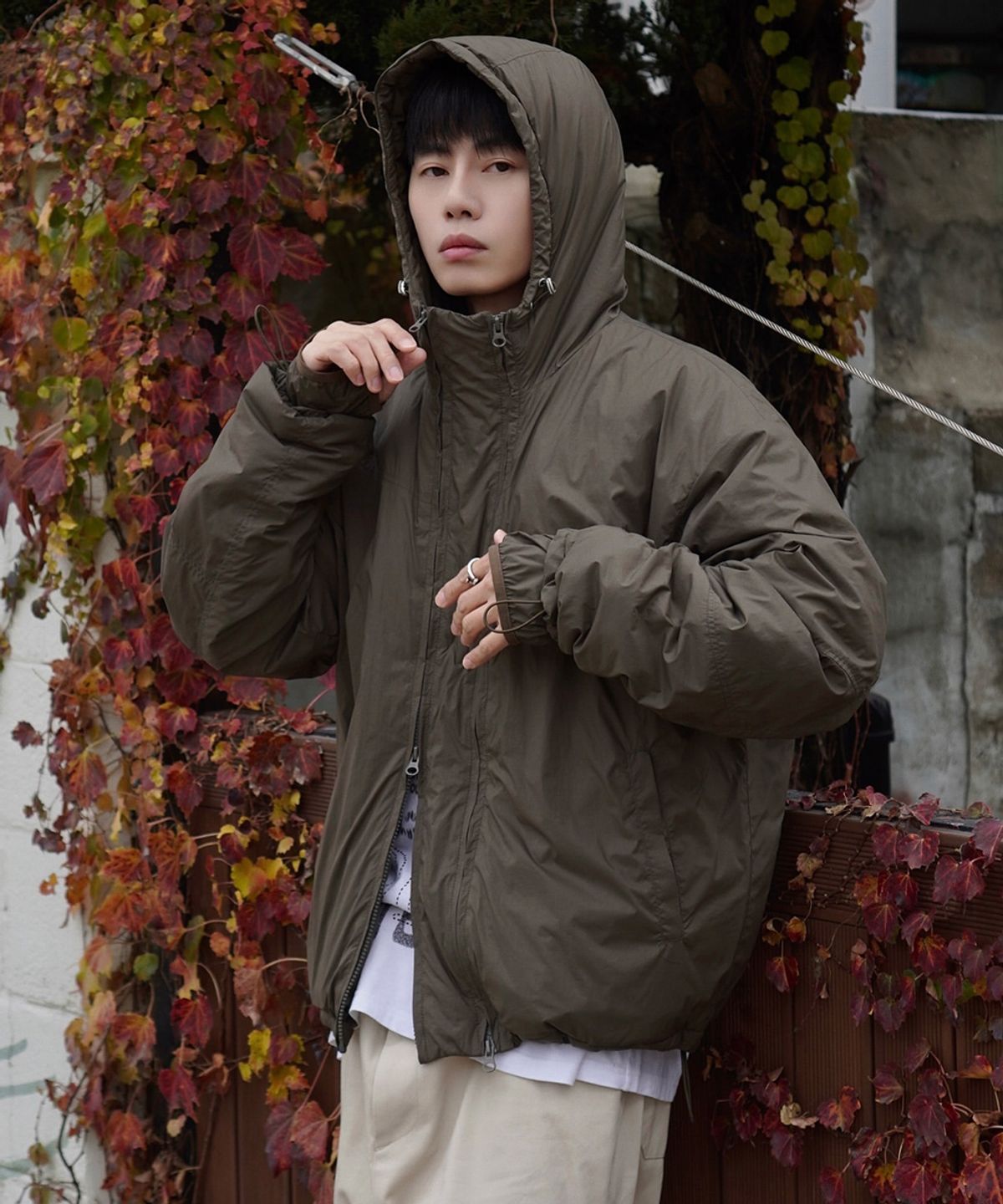 인템포무드(INTEMPOMOOD) 써밋 디테일 라이트 패딩_카키