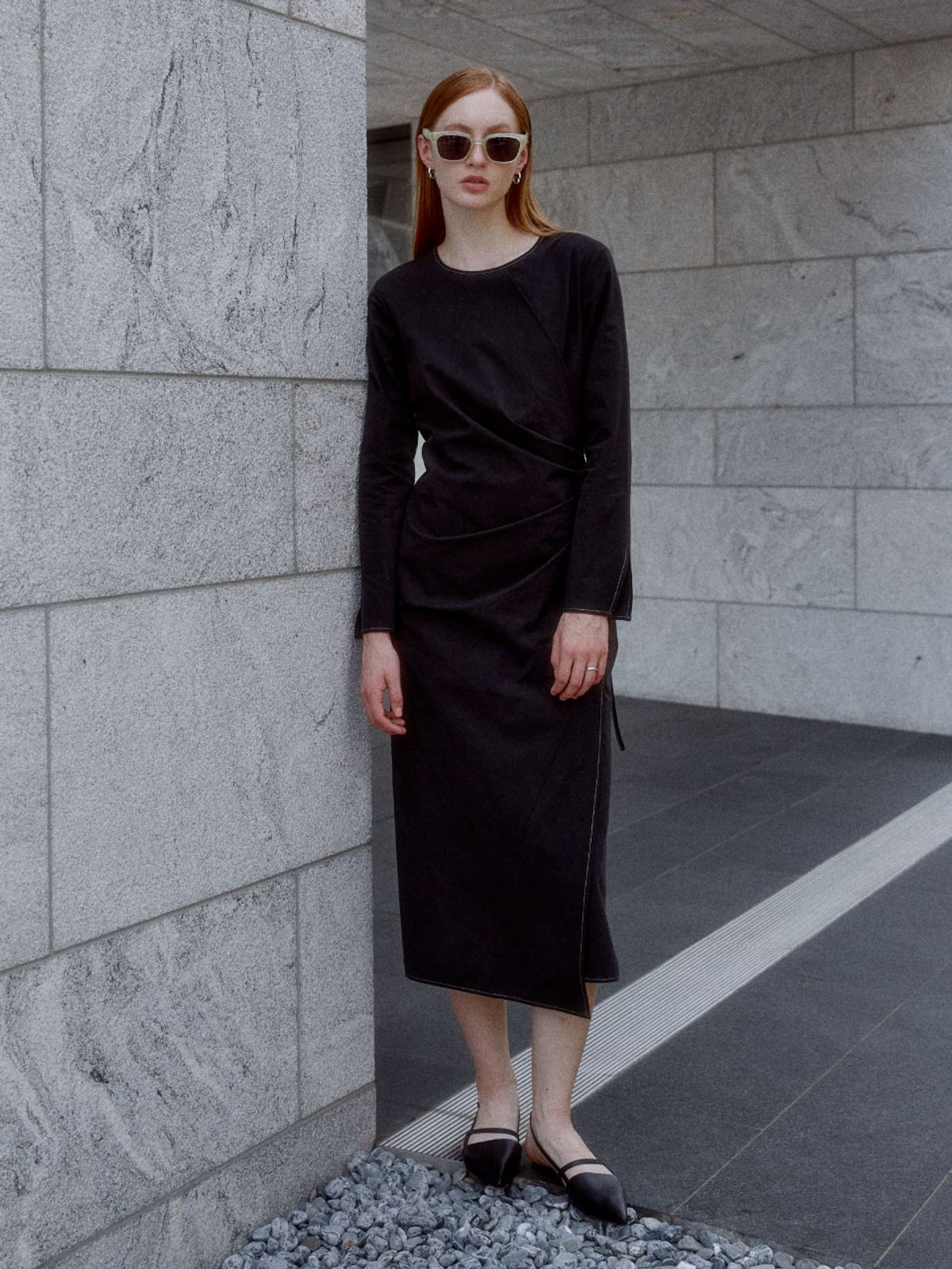 뮤제(MUSEE) NU VICTORIA Draped Layered Wrap Detail Dress_Black