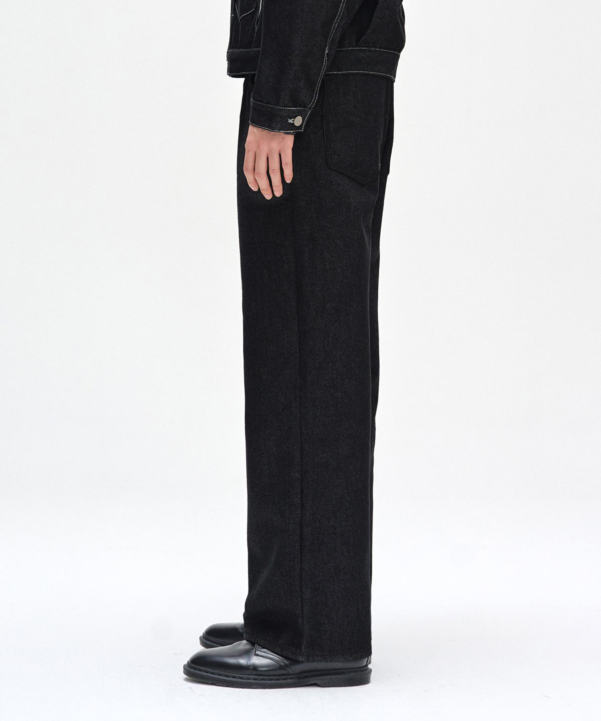 데케트(DECET) [기모본딩]Mid Rise Wide Jeans DCPT027WCPBlack