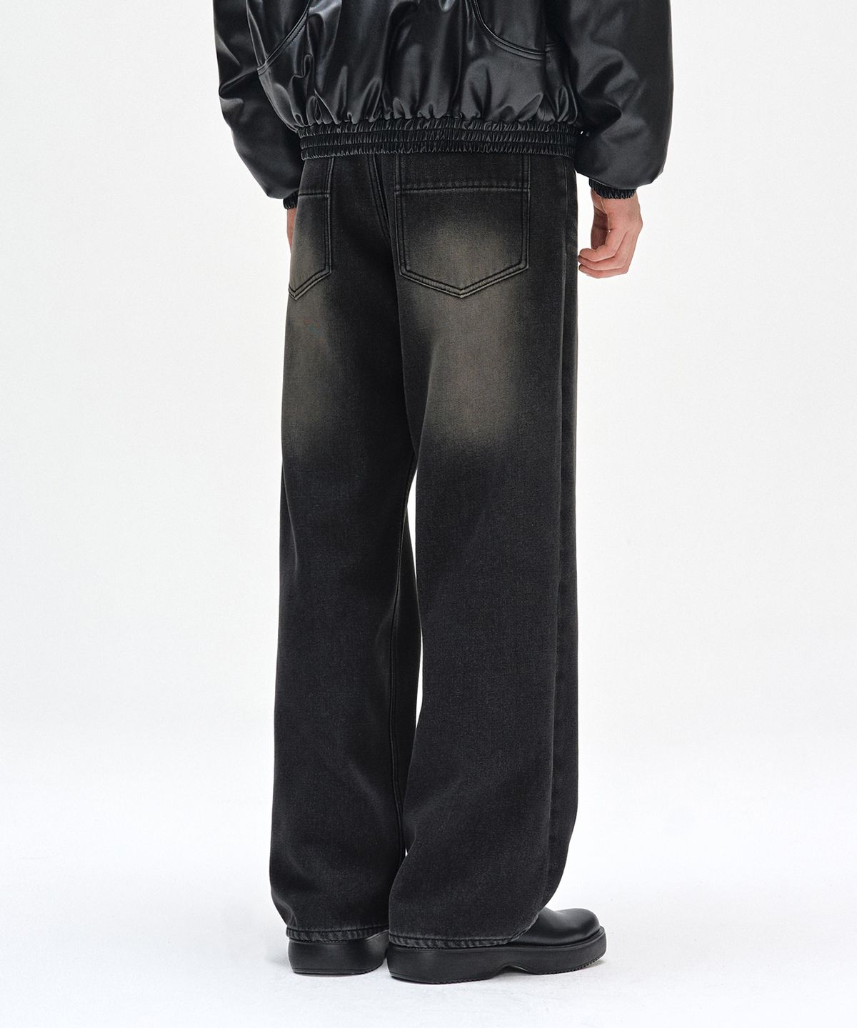 데케트(DECET) [기모본딩]Mid Rise Wide Jeans DCPT027WYLBlack