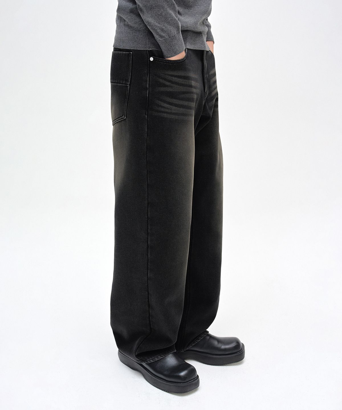 데케트(DECET) [기모본딩]Mid Rise Wide Jeans DCPT027WYLBlack