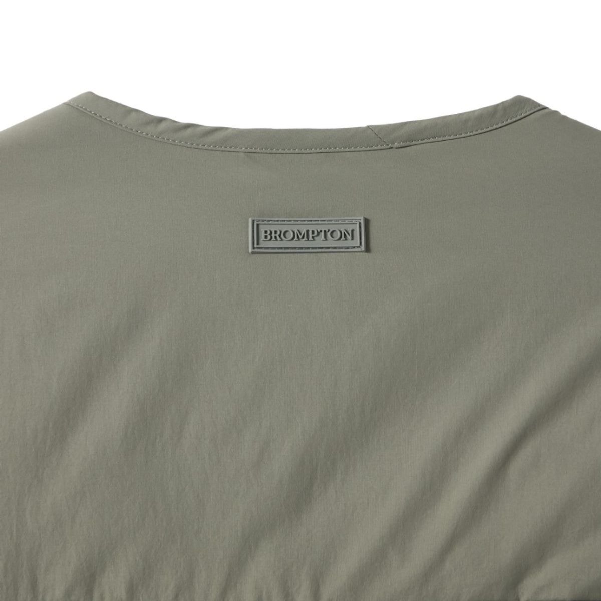브롬톤 런던(BROMPTON LONDON) AEROWARM LIGHTWEIGHT DOWNJUMPER - KHAKI (P244UDW101)