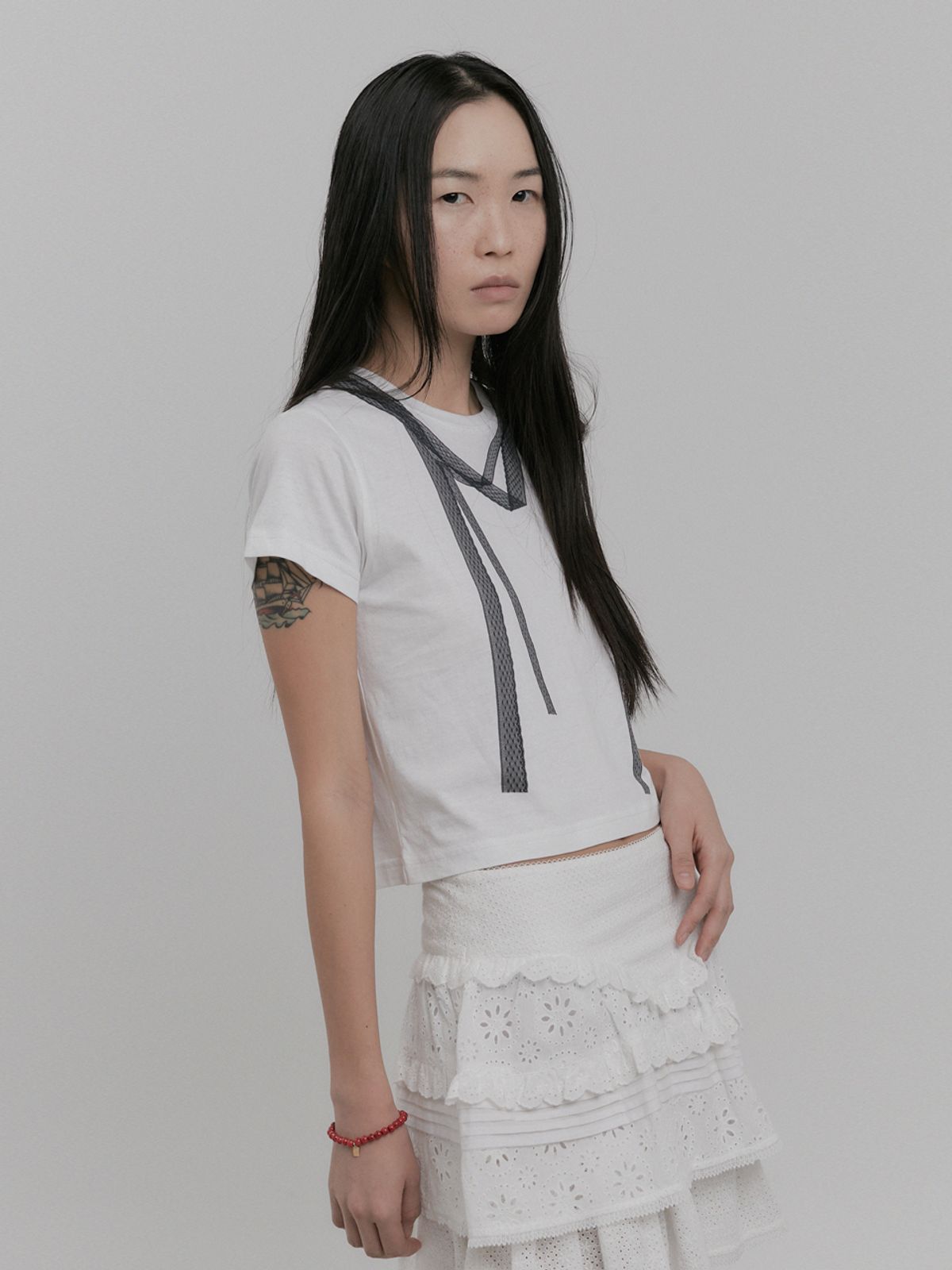 솔티페블(SALTY PEBBLE) LACE SCARF PRINTING TOP [WHITE]