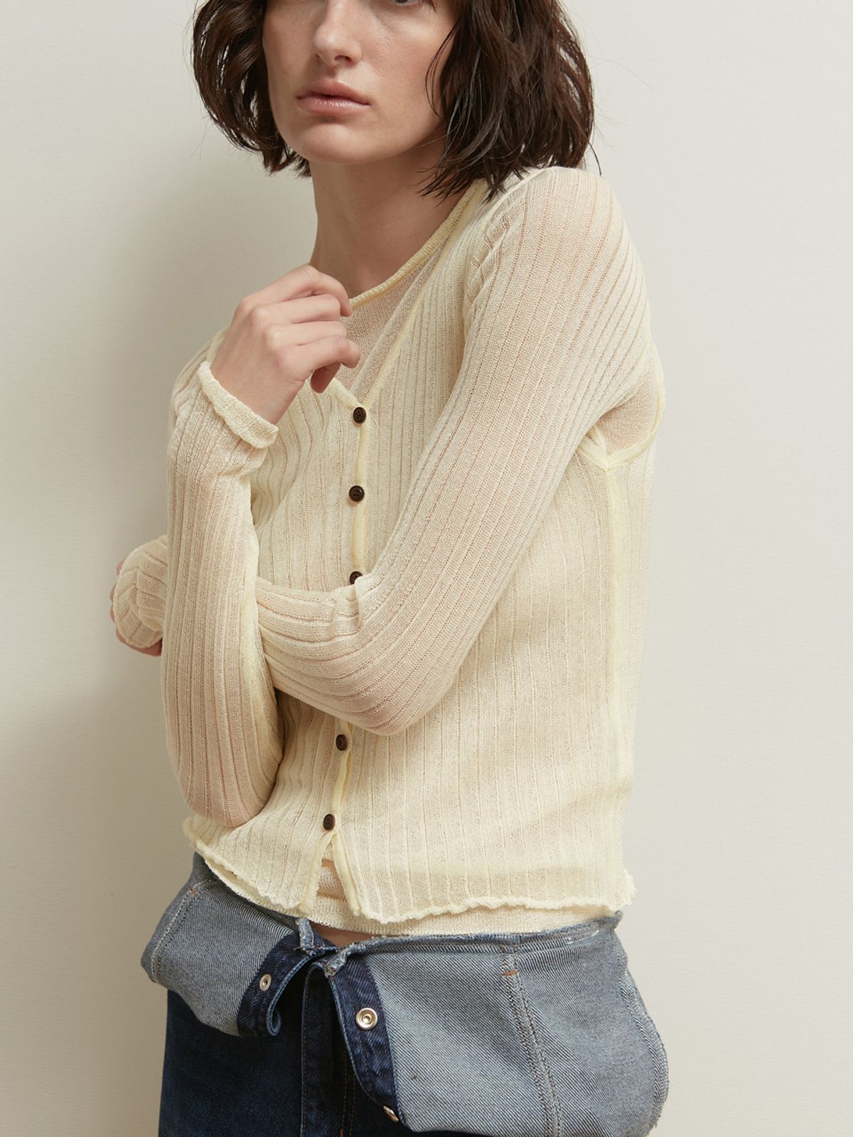 솔티페블(SALTY PEBBLE) SHEER BUTTON KNIT TOP TWO PIECE [YELLOW]