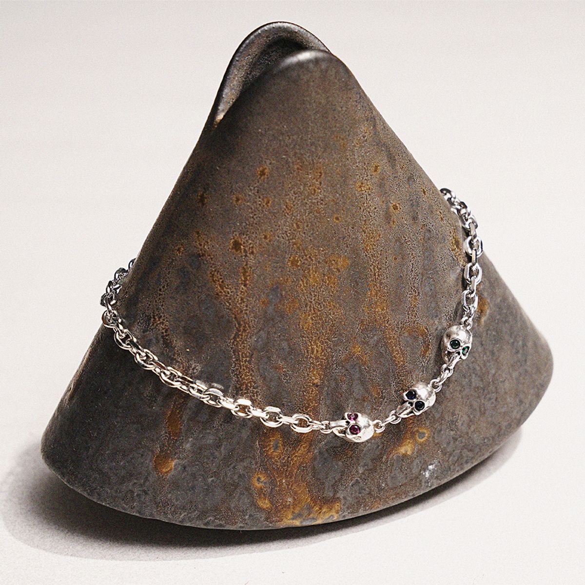 제이반스 클래식(JBANS CLASSIC) 트리플스컬 팬던트 체인팔찌 (C2403AC1208_SV)