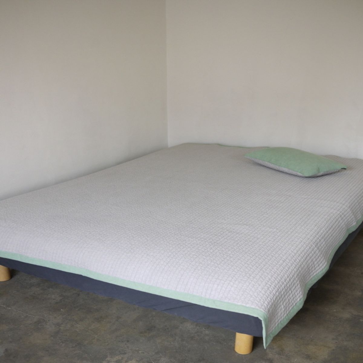 봄봄패브릭스(BOMBOM FABRICS) cool silk quilt blanket 2 gray+mint 인견+100수 면 사계절 양면사용가능