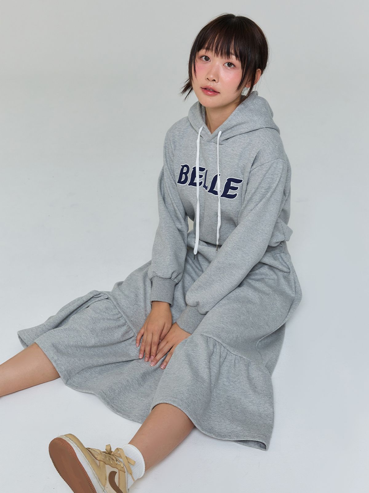 아도르벨르(ADOREBELLE) 벨르 후드 롱 원피스 - 그레이